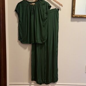 Velvet Green Satin Elastic-Waist Pant Set